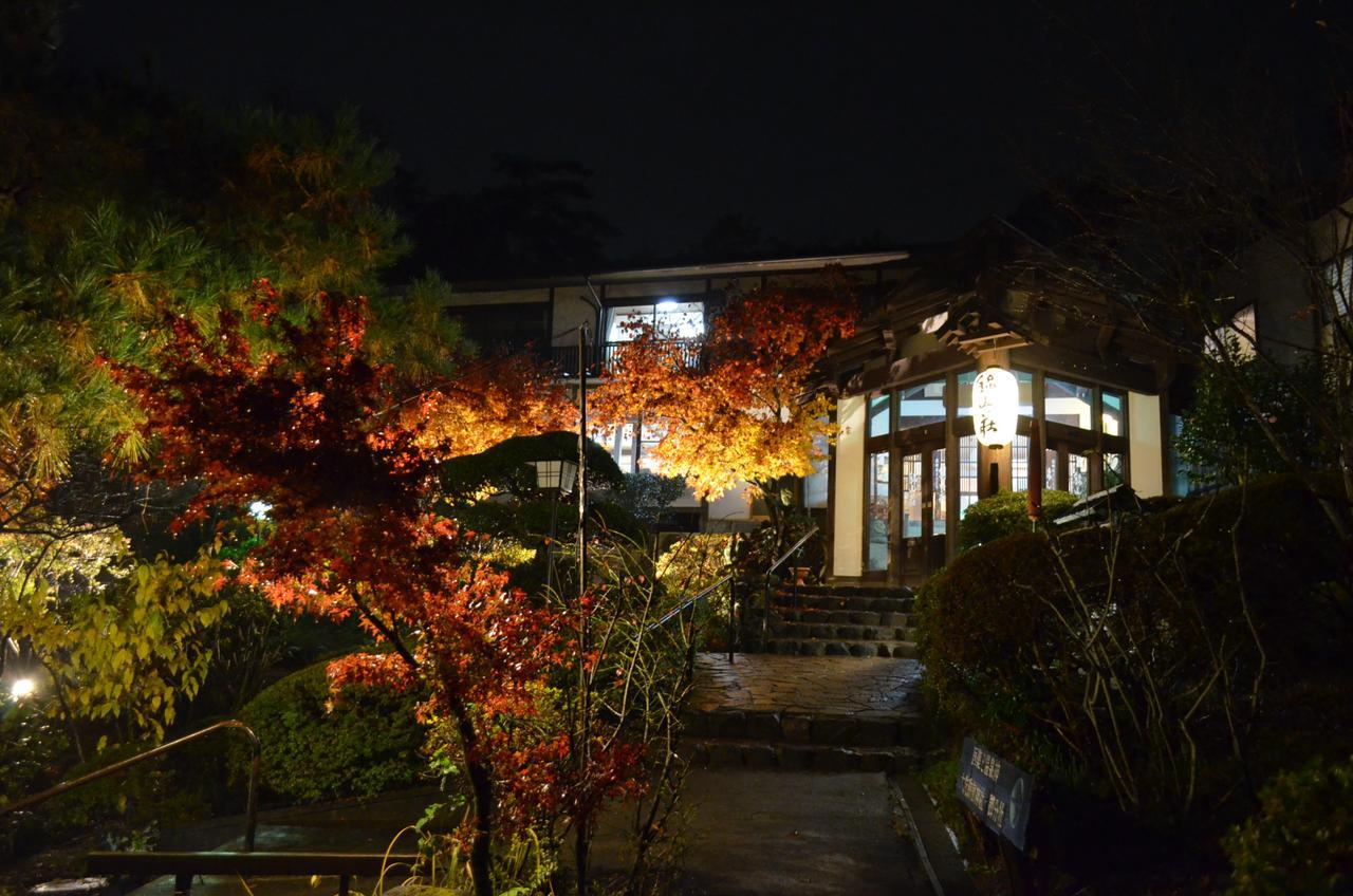 Hôtel Takasaki Kannonyama Onsen Kinzanso Extérieur photo