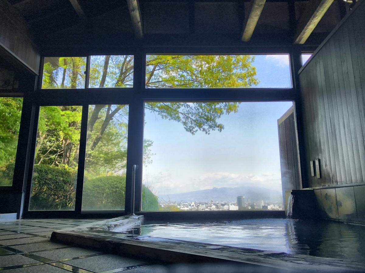 Hôtel Takasaki Kannonyama Onsen Kinzanso Extérieur photo